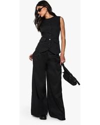 Boohoo - Pleated Extreme Wide Leg Tailored Trouser - Lyst