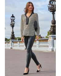 Sosandar - Geometric Print Zip Front Tunic Top - Lyst