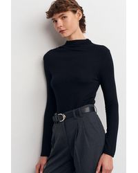 Dilvin - Geribbelde Slim-Fit Halve Colblouse - Lyst