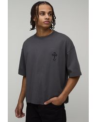 BoohooMAN - Oversized Boxy Embroidered Gothic Cross T-Shirt - Lyst