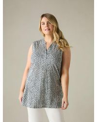 Live Unlimited - Monochrome Ditsy Print Tunic Top - Lyst