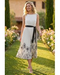 Roman - Border Print Pleated Midi Dress - Lyst