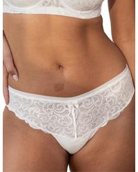 Pour Moi - 183010 Romance Brief - Lyst