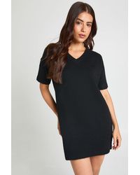 Boohoo - V Neck Short Sleeve Knitted Mini Dress - Lyst