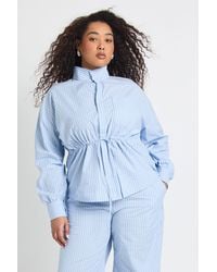 Boohoo - Plus Stripe Funnel Neck Cinched Jacket - Lyst