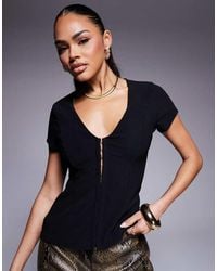 ASOS - Ribbed Cap Sleeve Structured Top With Plunge Neck - Lyst