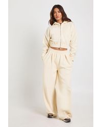 Boohoo - High Waist Pleat Detail Straight Leg Jogger - Lyst