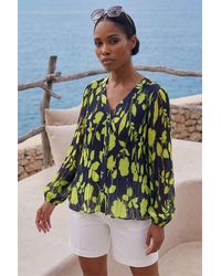 Roman - Floral Print Pleated Blouse - Lyst