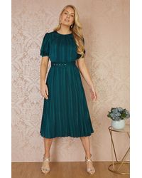 Yumi' - Satin Striped Midi Dress With Pleats And Matching Belt - Lyst