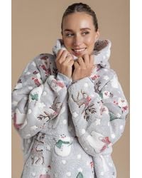 Tokyo Laundry - Christmas Print Sherpa Hooded Blanket - Lyst