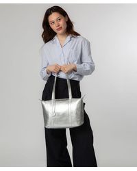 NiNa Amora - 'Leonor' Metallic Leather Tote Bag - Lyst