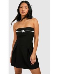 Boohoo - Petite Bow Contrast Pleated Bandeau Mini Dress - Lyst