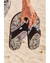Mountain Warehouse - 'Swish' Flip Flops With Soft Padded Upper Straps Slip-On Beach Sandals - Lyst