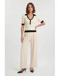 Karen Millen - Petite Knit Rib With Contrast Hem Detail Collared Short Sleeve Top - Lyst