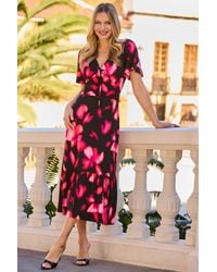 Sosandar - Floral Print Ruched Waist Fit & Flare Dress - Lyst