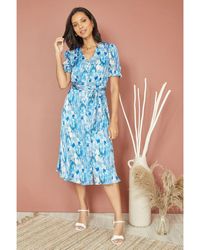 Mela London - Abstract Print Tea Dress With Pleats And Front Split - Lyst