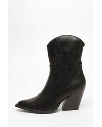 Quiz - Faux Leather Western Ankle Boots - Lyst