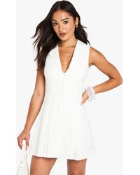 Boohoo - Petite Tailored Hook & Eye Detail Cinched Waist Sleeveless Blazer Dress - Lyst