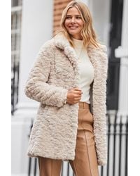 Sosandar - Cream Textured Faux Fur Coat - Lyst