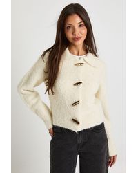 Boohoo - Chunky Boucle Knit Toggle Button Collar Detail Knitted Jumper - Lyst
