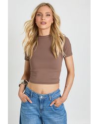 Boohoo - Petite Second Skin Crew Neck Everyday Tee - Lyst