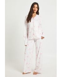 Boohoo - Bow Print Long Sleeve Top & Trousers Pyjama Set - Lyst