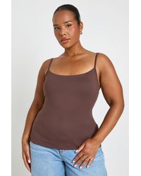 Boohoo - Plus Second Skin Strappy Square Neck Vest Top - Lyst