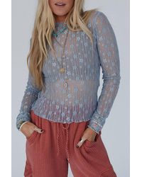 Azura Exchange - Bloemenkant Lange Mouw Top - Lyst