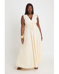 Boohoo - Plus Deep V Front Tie Maxi Skater Dress - Lyst