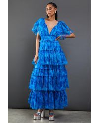 Warehouse - Tulle Floral Plunge Neck Flutter Sleeve Tier Maxi Dress - Lyst