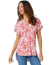 Roman - Linear Floral Print V-Neck Pleat Front Top - Lyst