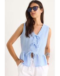 Bianco Lucci - V-Neck Crepe Blouse With Bow Tie - Lyst