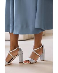 Where's That From - Wheres 'Aceline' Mid High Block Heel Sandals With Cross Over Ankle Strap - Lyst