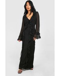 Boohoo - Petite Plunge Ruffle Flare Sleeve Woven Maxi Dress - Lyst