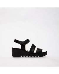 Fly London - Bexy575Fly Sandals Leather - Lyst