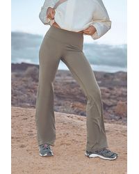 DSGN Studio - Highwaist Sculpt Yoga Flared Legging - Lyst