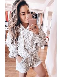 Azura Exchange - Leopardprint Pullover Sweatshirt - Lyst