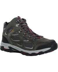 Regatta - Tebay Suede Walking Boots /Dark) - Lyst