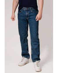 Wrangler - Straight Leg Regular Fit Jeans - Lyst