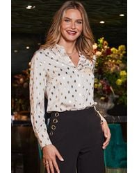 Sosandar - Champagne Metallic Fleck Longline Satin Shirt - Lyst