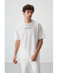 TOMMY LIFE - Oversized Printed Crew Neck T-Shirt - Lyst