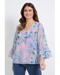 Wallis - Floral Flute Sleeve Top - Lyst