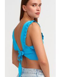 Dilvin - Textured Sleeveless Crop Blouse With Tie Detail - Lyst