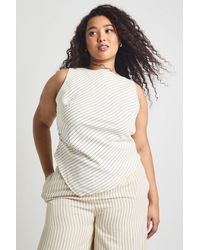 Boohoo - Plus Stripe Asymmetric Hem Racer Top - Lyst