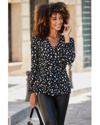 Sosandar - Spot Print Tie Front Plisse Top - Lyst