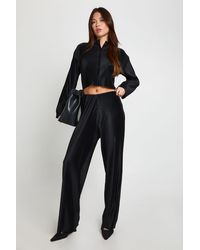 Boohoo - Plisse Boxy Cropped Button Through Long Sleeve Top - Lyst