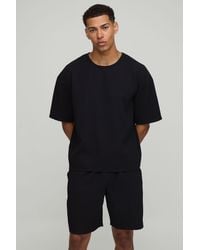 BoohooMAN - Oversized Boxy Pleated T-Shirt And Relaxed Fit Mid-Length Short Set - Lyst