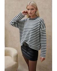 Hiccup - Übergroßer Gestreifter Rundhals-Pullover Aus Weichem Material - Lyst