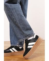 Where's That From - 'Yulia' Platform Lace Up Trainers With Side Stripes - Lyst