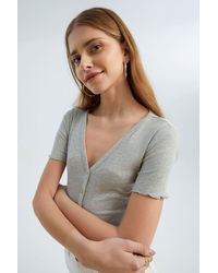 Hiccup - Textured V Neck Short Sleeve Top - Lyst